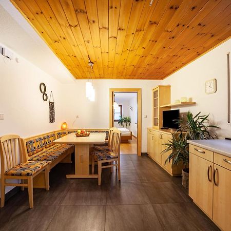 Wohnung Gravensteiner Schnalserhof Laces Esterno foto